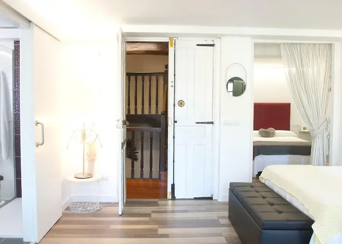 Acio Espumoso. Loft Casco Historico En Ourense